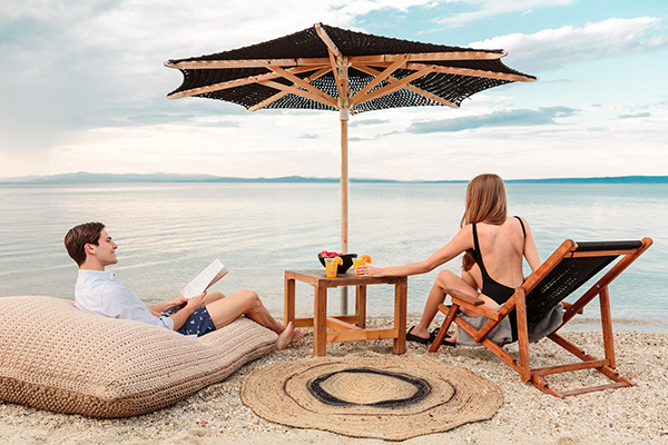 amazing-venue-honeymoon-greece-blue-carpet-luxury-suites_10