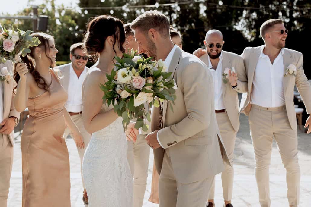 Chic summer wedding at Liopetro Wedding Venue | Grace & Aaron