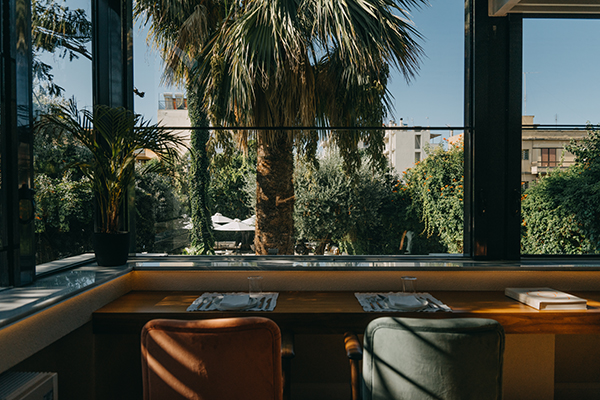 choose-the-bold-type-hotel-dreamy-wedding-reception_10