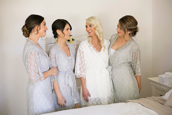 classic-elegant-wedding-white-flowers_08