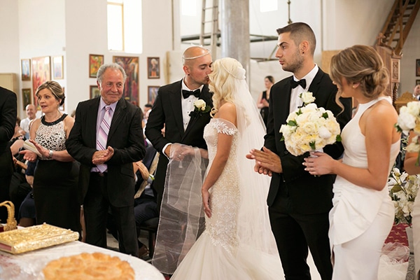 classic-elegant-wedding-white-flowers_22