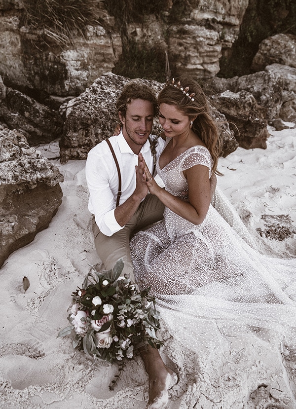 coachella-inspired-wedding-sparkly-touches_02