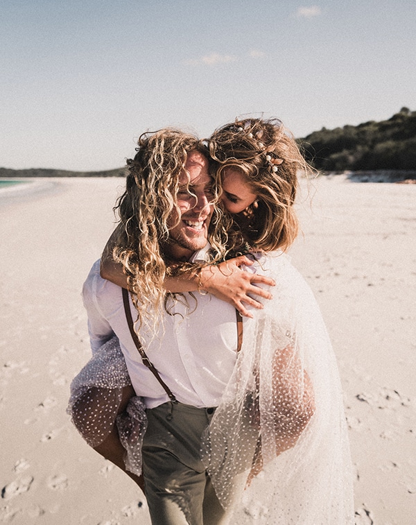 coachella-inspired-wedding-sparkly-touches_23