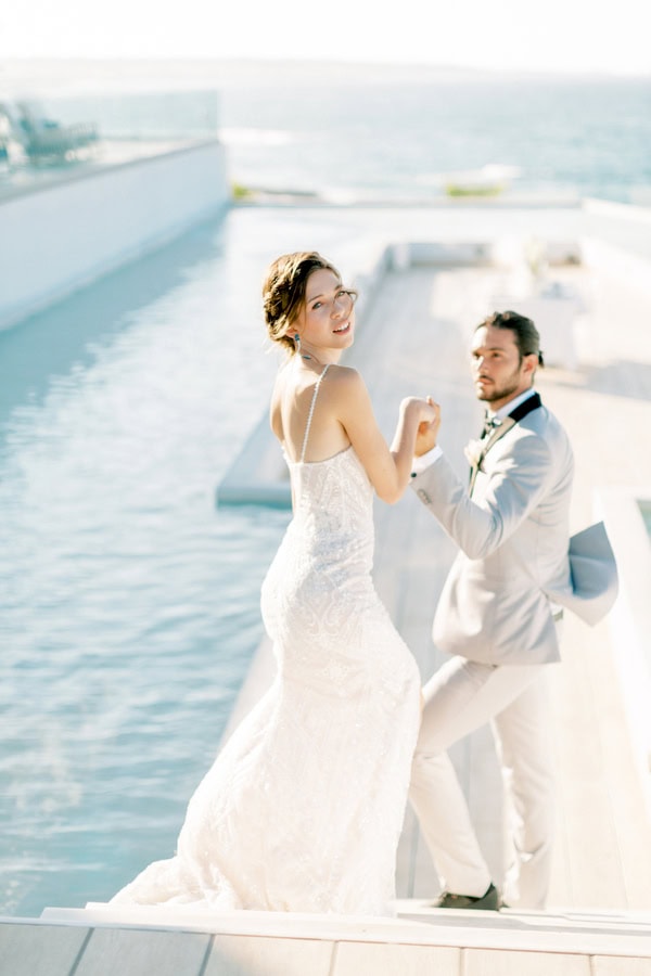 Coastal Styled Shoot With Ethereal Blooms Abaton Island Resort