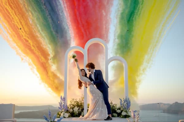 Dreamy styled shoot overlooking the Aegean blue