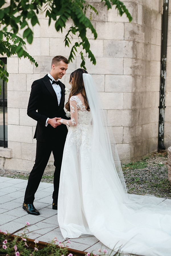 elegant-summer-wedding-montreal-romantic-vibes_08x