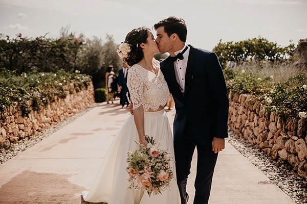 Fall wedding with wooden details | Laura & Carlos