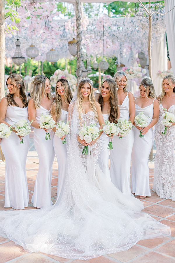 flower-filled-wedding-spain-blush-pink-details_26