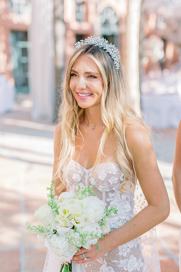 flower-filled-wedding-spain-blush-pink-details_27