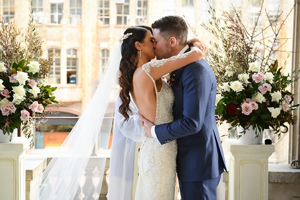 glamorous-wedding-white-cream-soft-pink-colors_17