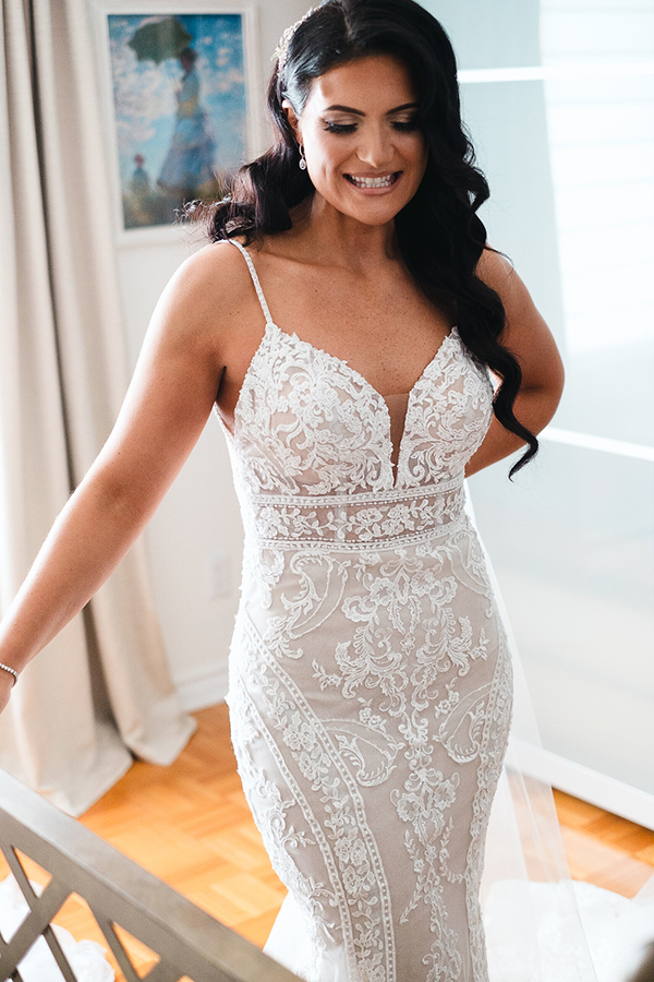 gold-white-summer-wedding-canada-romantic-touches_07