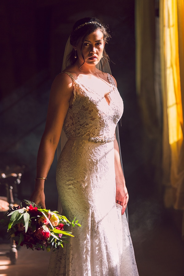 gorgeous-wedding-burgundy-hues-italy_07