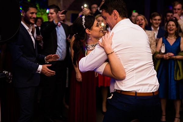 gorgeous-wedding-burgundy-hues-italy_20