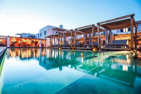 An idyllic wedding venue at the shore of the Aegean Sea │ Branco Mykonos An idyllic wedding venue at the shore of the Aegean Sea │ Branco Mykonos