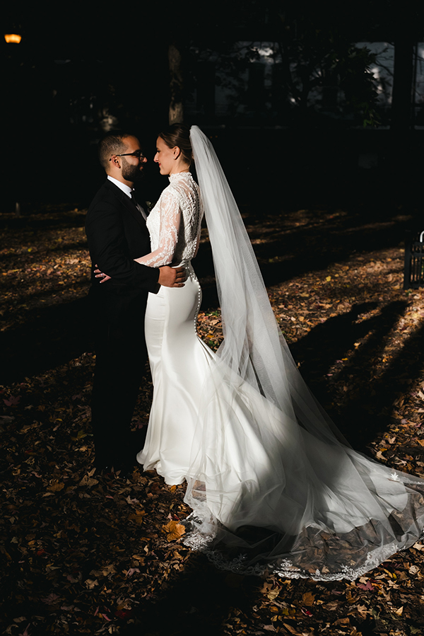 impossibly-pretty-wedding-elegant-decor-maison-principale_04