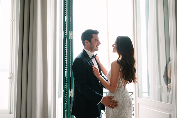 Lovely next day shoot in Spetses overflowing with happiness Lovely next day shoot in Spetses overflowing with happiness