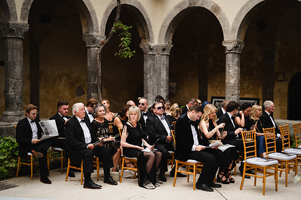 lush-pink-floral-wedding-sorrento-italy_12