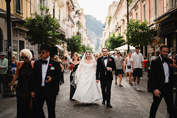 lush-pink-floral-wedding-sorrento-italy_30