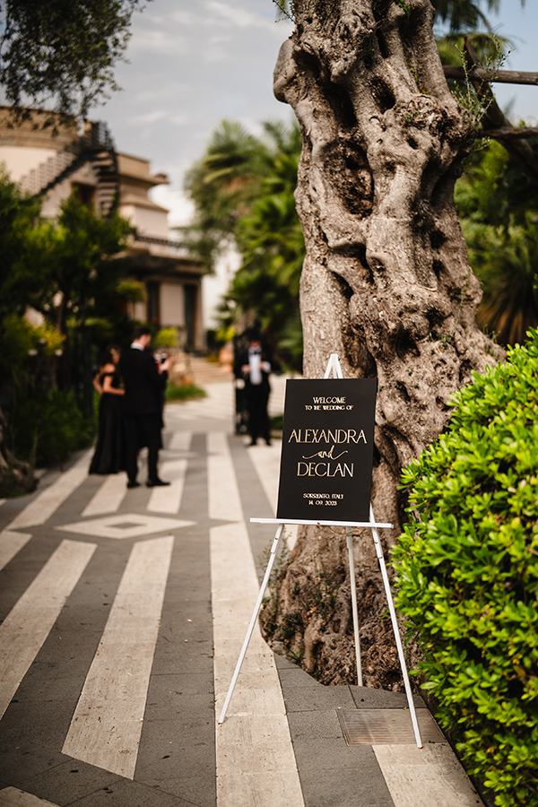 lush-pink-floral-wedding-sorrento-italy_31