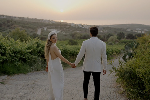 Modern Indian wedding in Crete celebrating two cultures | Bridget & Akanksh Modern Indian wedding in Crete celebrating two cultures | Bridget & Akanksh