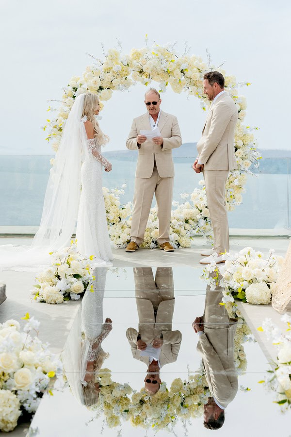 Modern Neutral Toned Wedding With Elegant Details Breathtaking Views