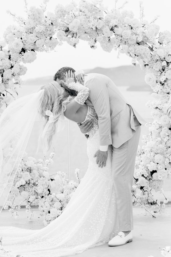 Modern Neutral Toned Wedding With Elegant Details Breathtaking Views