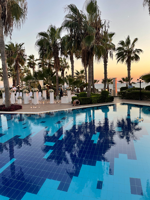 romantic-honeymoon-luxurious-aquamare-hotel-cyprus_06