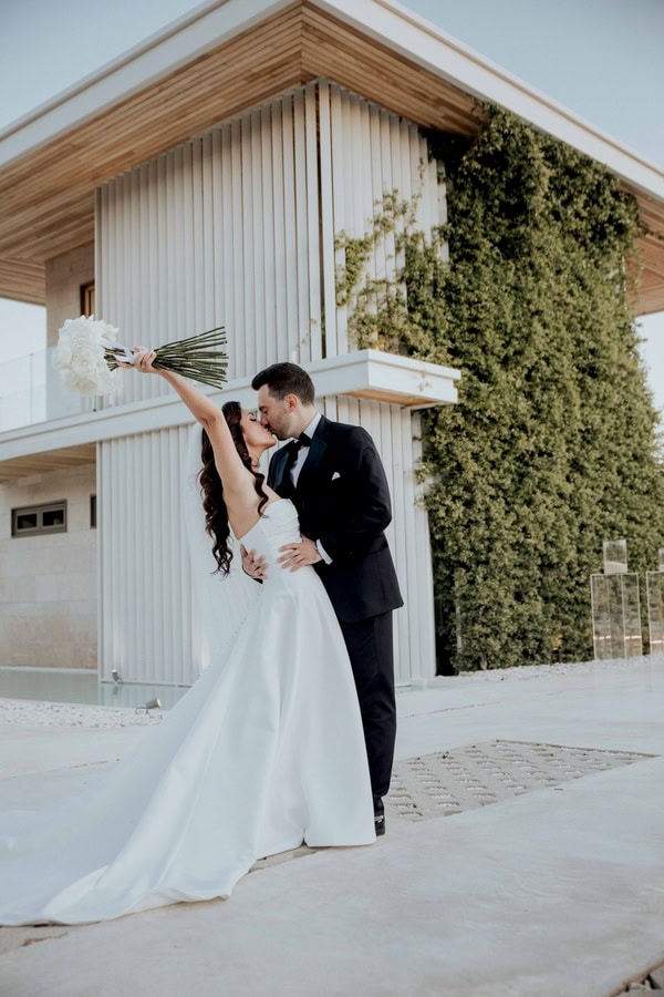 Romantic Spring Wedding Amaltheia The Place