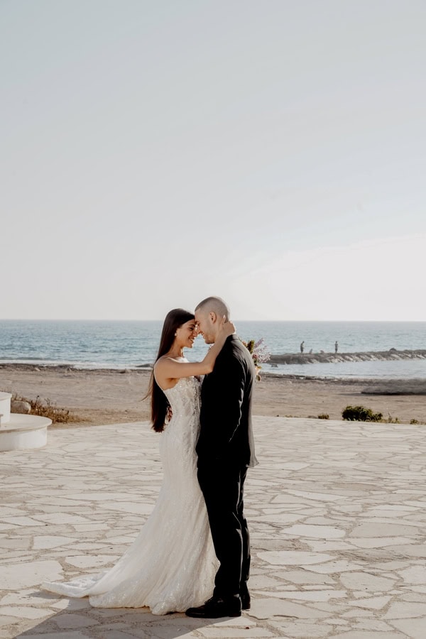 Romantic Summer Wedding Vibrant Blooms Annabelle Hotel