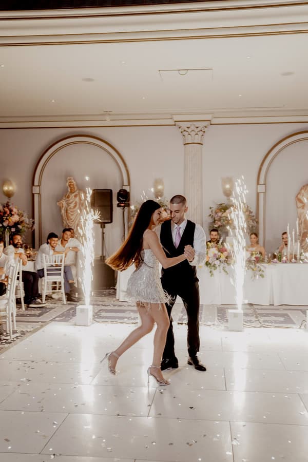 Romantic Summer Wedding Vibrant Blooms Annabelle Hotel