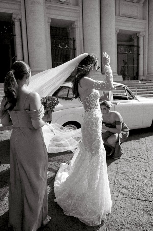 Romantic Wedding Naples With Heartfelt Details