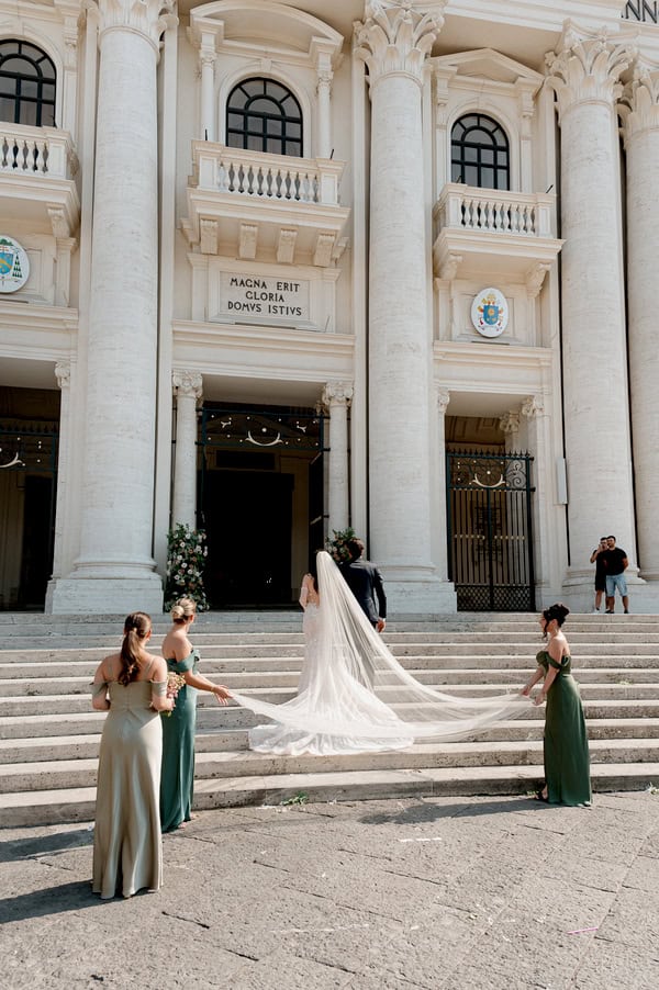 Romantic Wedding Naples With Heartfelt Details