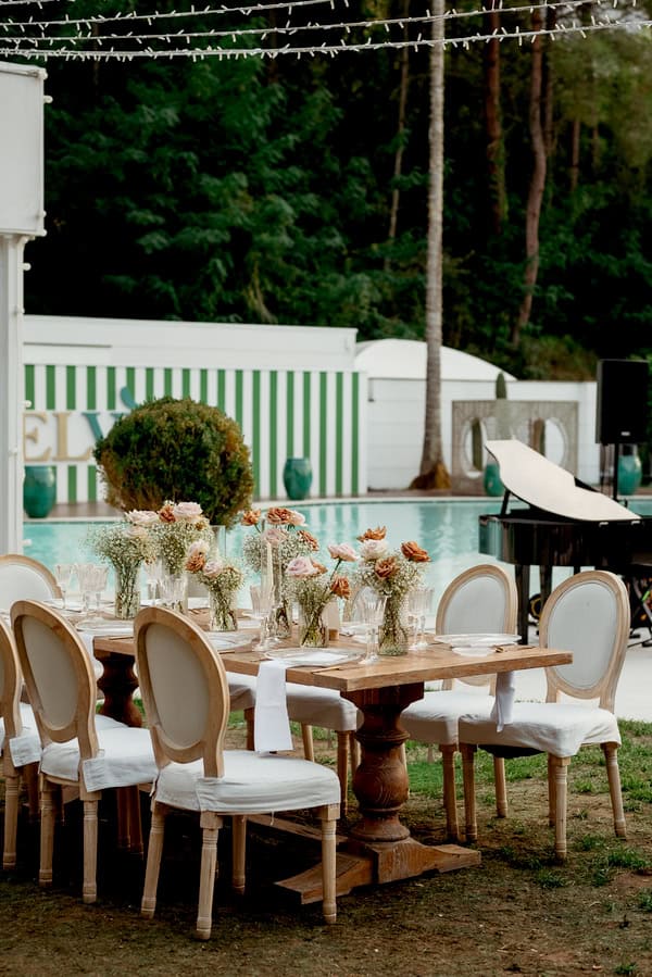 Romantic Wedding Naples With Heartfelt Details