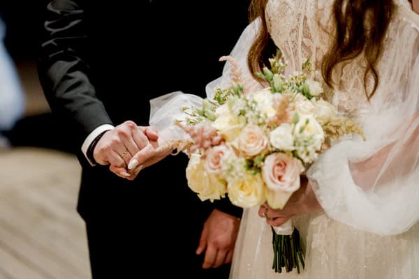 Romantic Wedding Thessaloniki White Blush Pink Roses