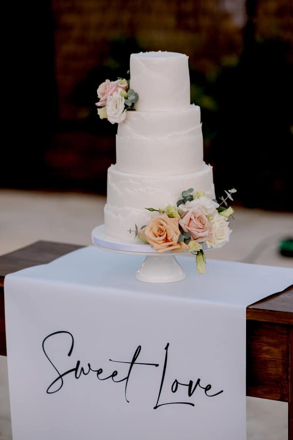 Rustic Chic Wedding With Neutral Tones At Lchateau