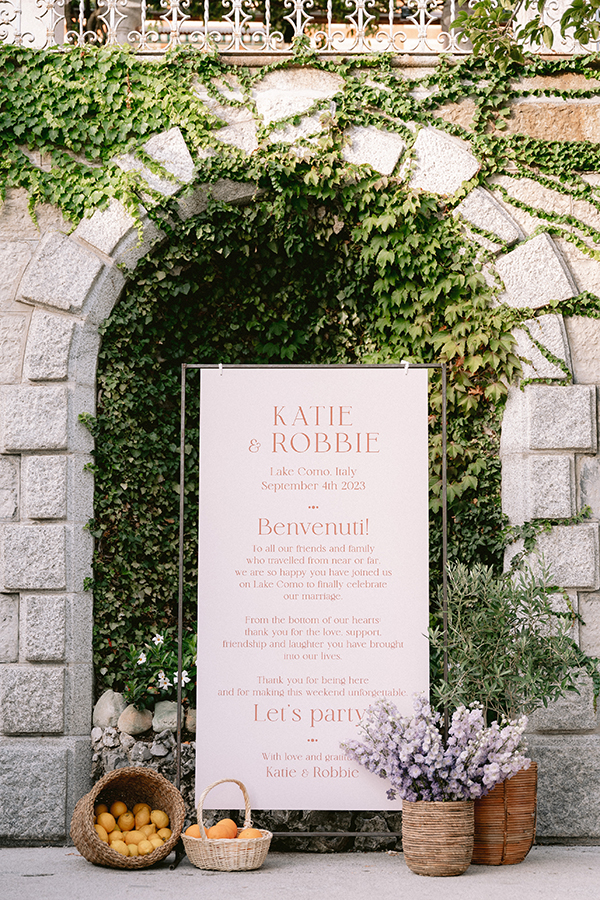 stunning-lake-como-wedding-lush-florals_03x