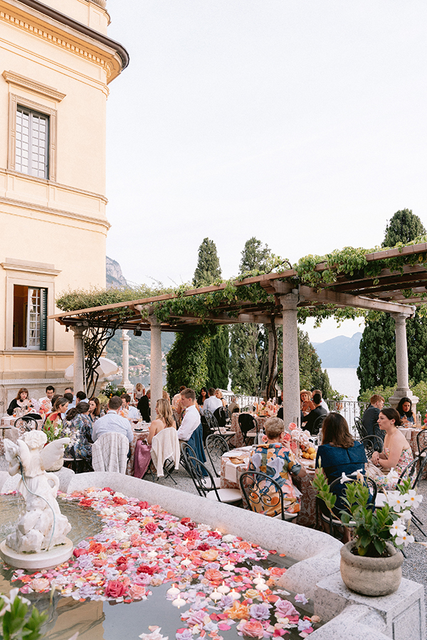 stunning-lake-como-wedding-lush-florals_04