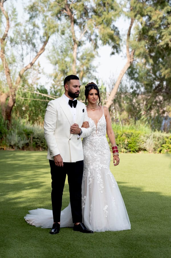 Vibran Pre Wedding Celebration And An Elegant Wedding With Gorgeous Details