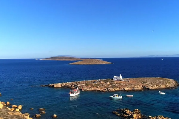 Wedding video of a gorgeous wedding in Paros