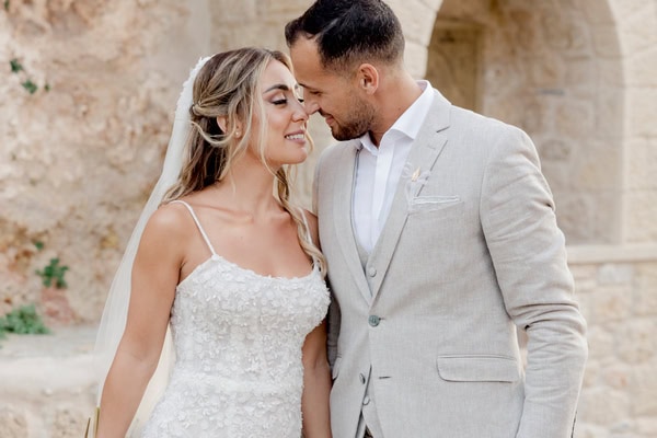 A vivid autumn wedding in charming Oitylo | Penny & Grigoris