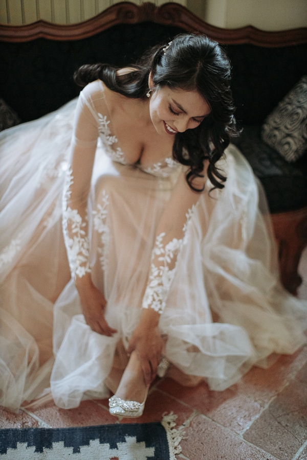 whimsical-intimate-wedding-tuscany-rustic-details_07