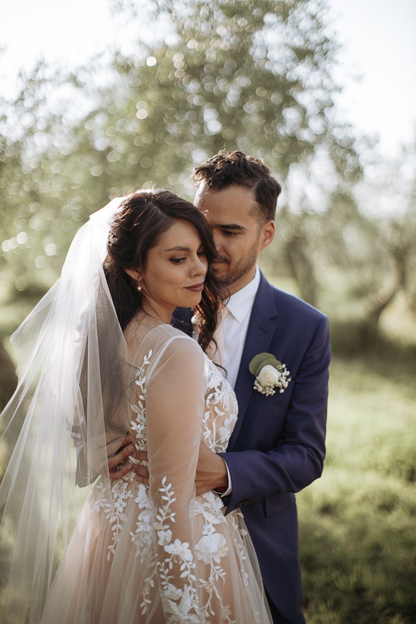 whimsical-intimate-wedding-tuscany-rustic-details_26