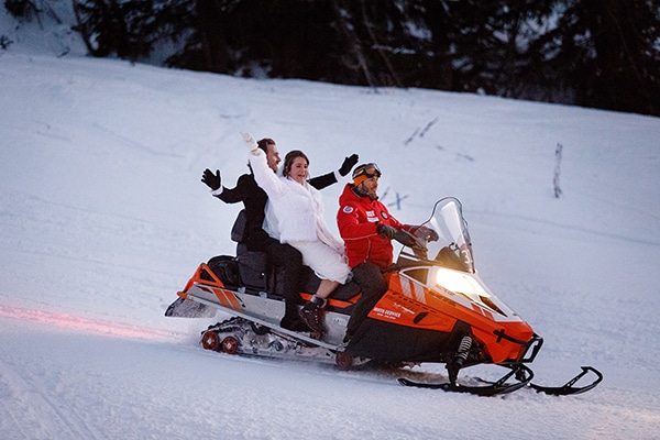 winter-romantic-wedding-italy_18